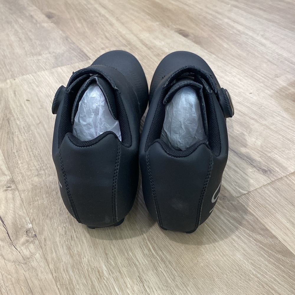 NEW Women’s YOW Sport Indoor Cycling Shoes - Picture 3 of 4